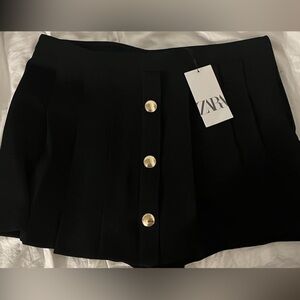 Zara pleated skort- size xl